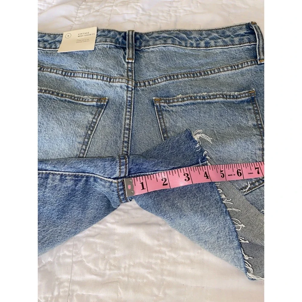 NWT Universal Threads " Vintage Midi Shorts"Women's Size 8  Inseam 4" Cut Off - Picture 6 of 10